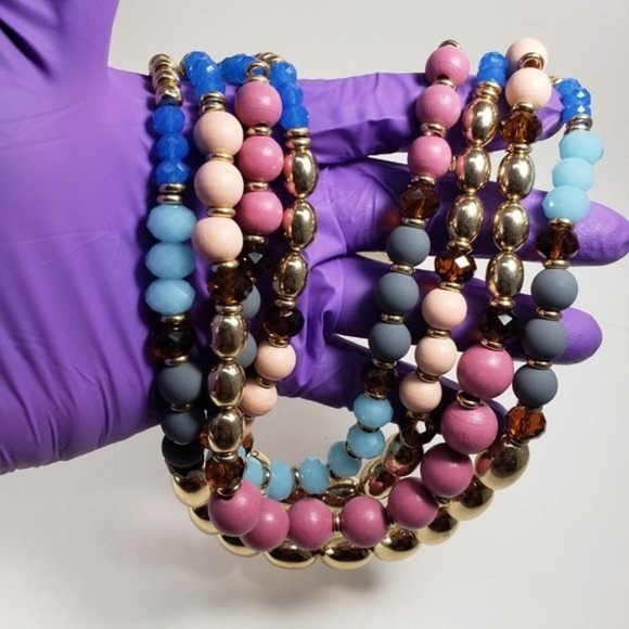 Multicolor Layered Beaded Necklace & Gold Drop Earrings – Statement Fashion Set - Picture 13 of 14